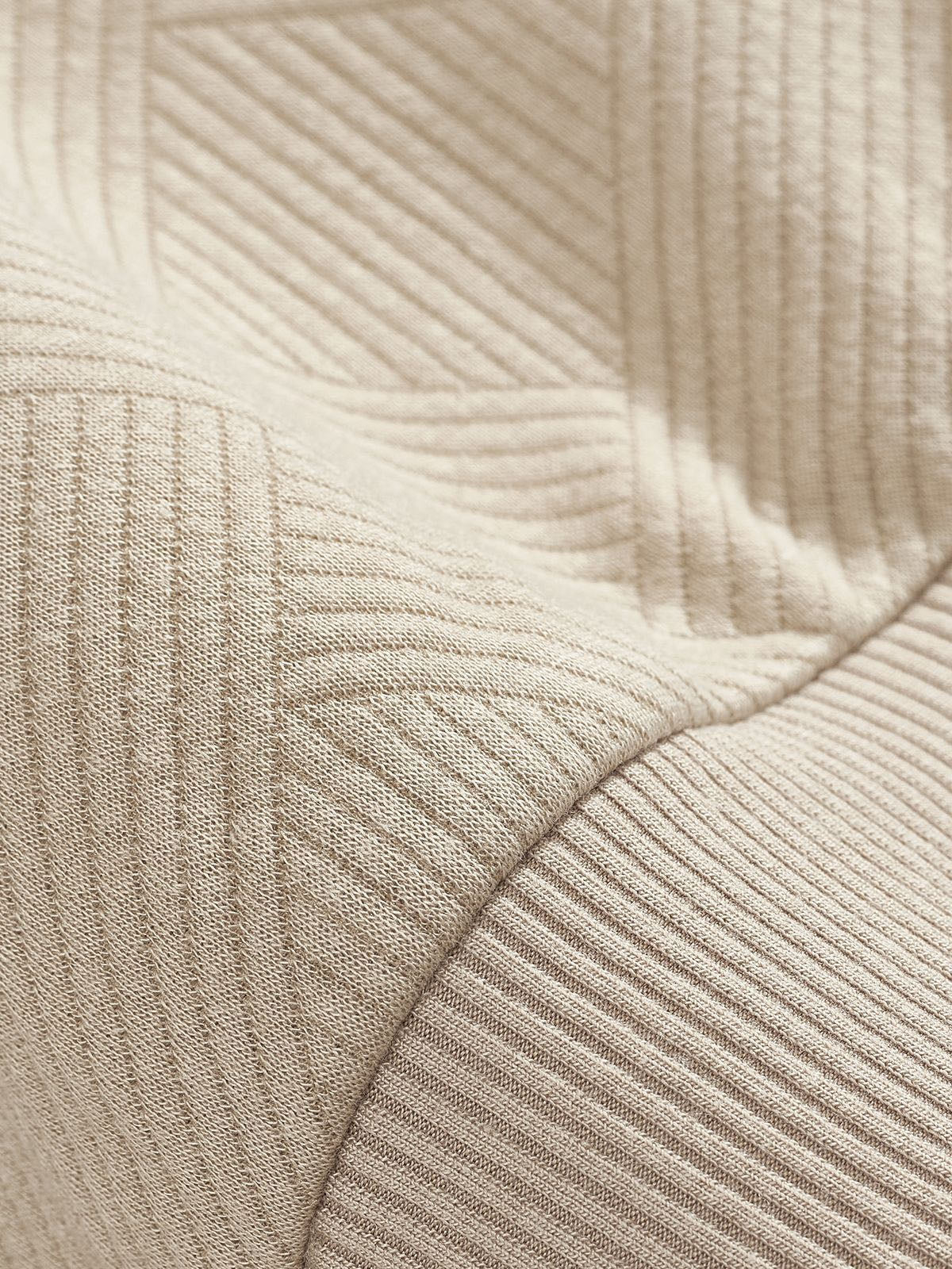 Men's Half-Zip Pullover Sweater with Patterned Texture, Smart-Casual Style