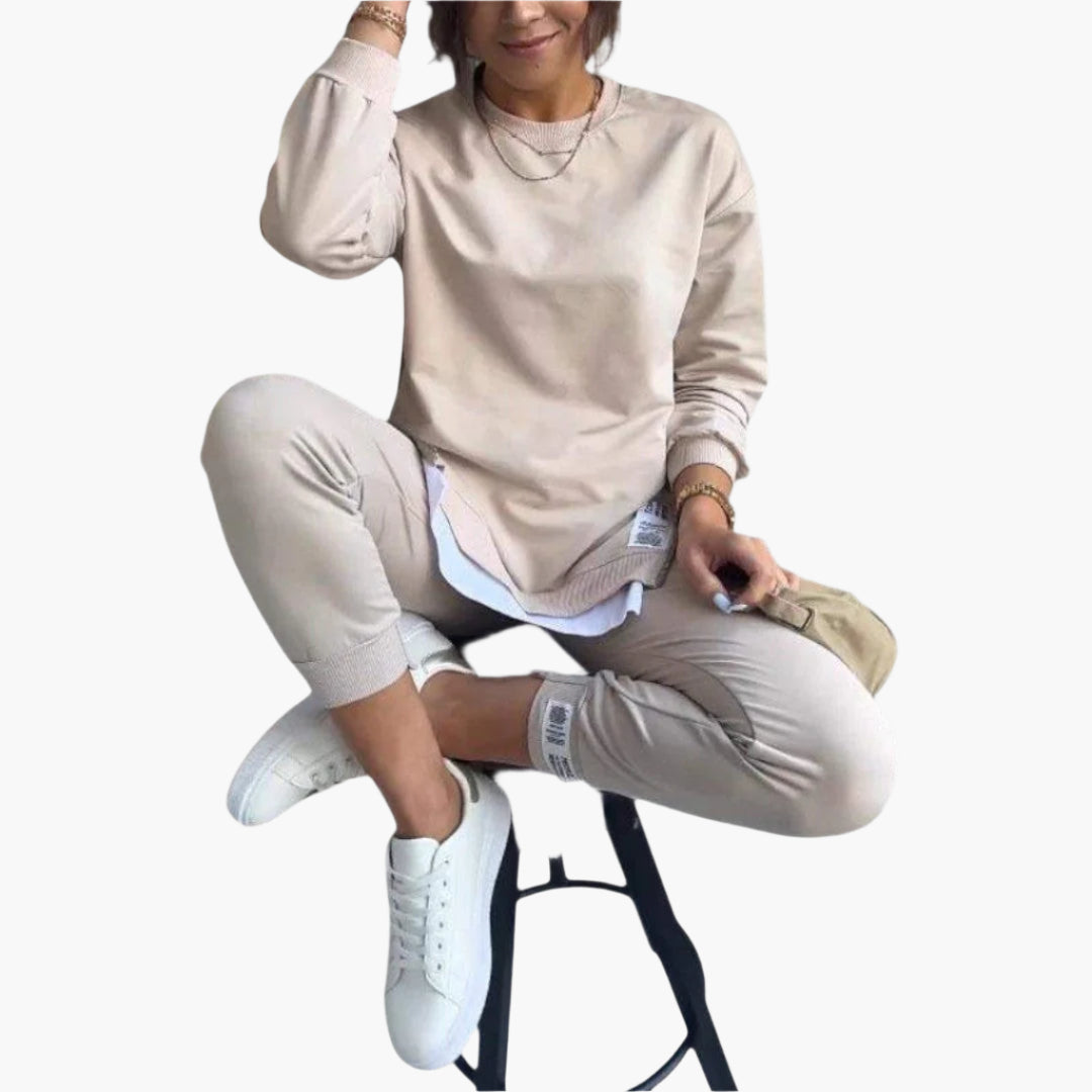 Women's Loungewear Set – Relaxed Fit Tracksuit for Everyday Comfort and Leisure