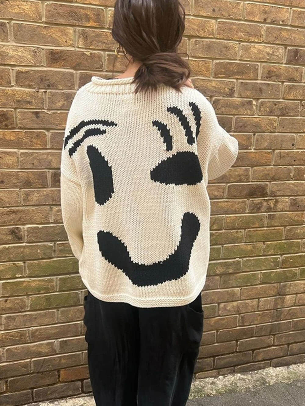 Women's Playful Abstract Face Knit Sweater - Feel-Good Statement Casual Pullover