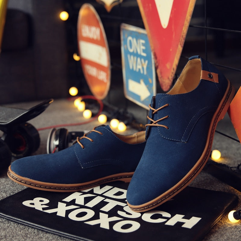 Men's Classic Oxford Lace-Up Dress Shoes for Business and Casual Style