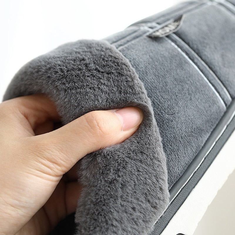 Men's Cozy Slip-On House Slippers with Non-Slip Sole and Plaid Design for Indoor Comfort