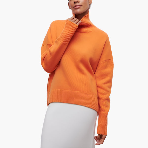 Women's Elegant Oversized Turtleneck Sweater with Voluminous Sleeves – Modern Style for Versatile Wear