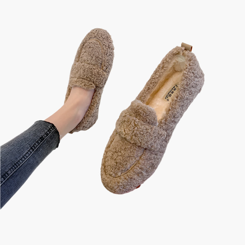 Women's Cozy Slip-On Indoor Slippers - Plush Comfort, Modern Style, Non-Slip Home Shoes