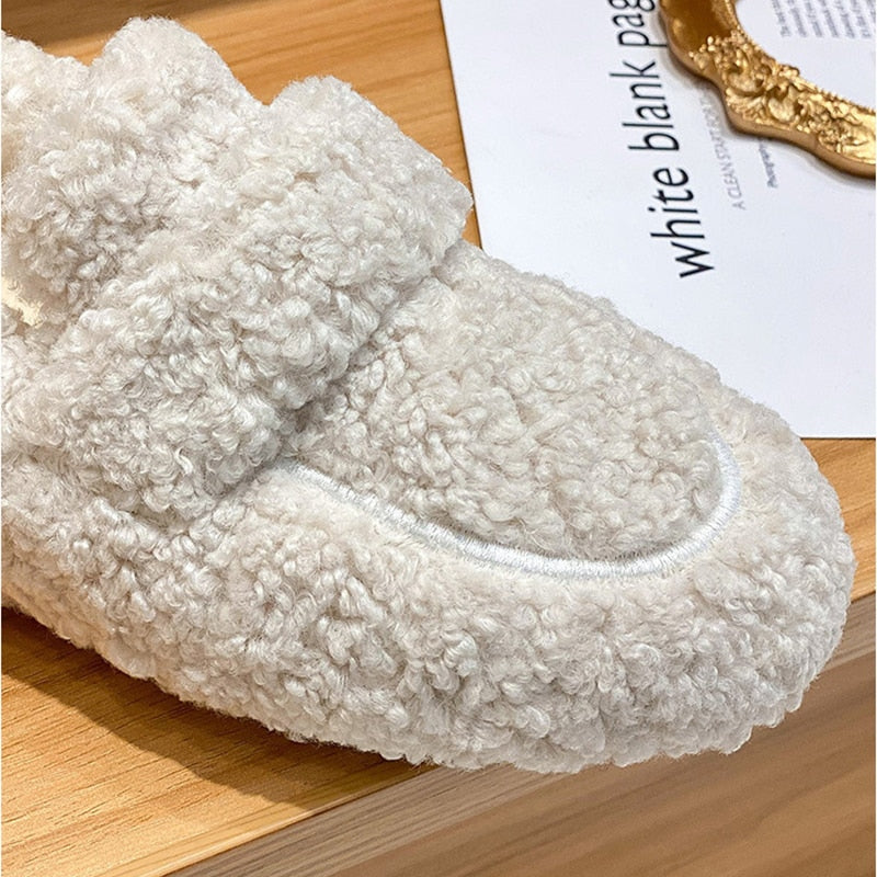 Women's Cozy Slip-On Indoor Slippers - Plush Comfort, Modern Style, Non-Slip Home Shoes