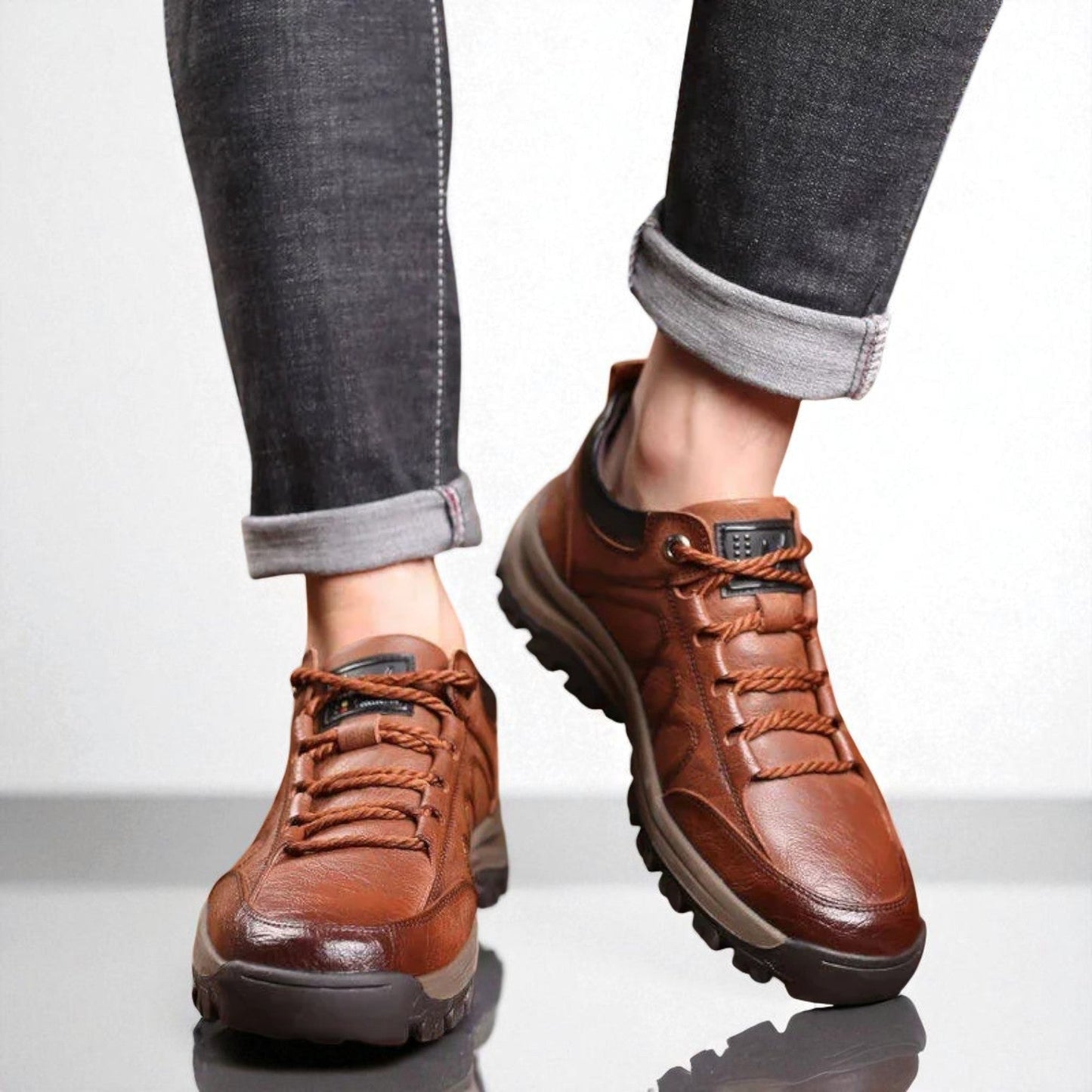 Men's Outdoor Adventure Hiking Sneakers – Rugged Trekking & Urban Walking Shoes