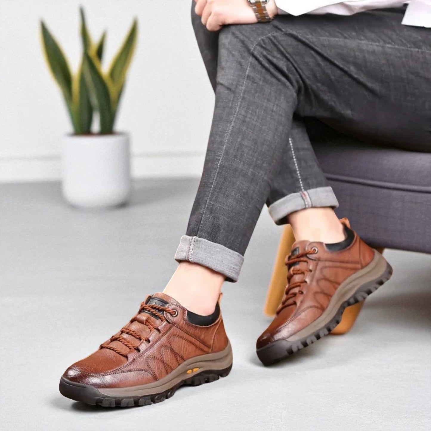 Men's Outdoor Adventure Hiking Sneakers – Rugged Trekking & Urban Walking Shoes