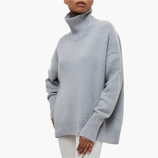 Women's Elegant Oversized Turtleneck Sweater with Voluminous Sleeves – Modern Style for Versatile Wear
