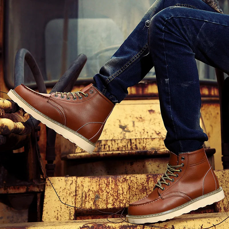 Men's Retro Lace-Up Winter Boots for Everyday and Outdoor Use
