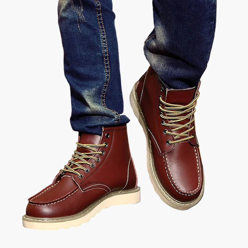 Men's Retro Lace-Up Winter Boots for Everyday and Outdoor Use