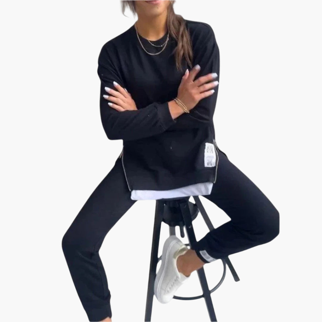 Women's Loungewear Set – Relaxed Fit Tracksuit for Everyday Comfort and Leisure