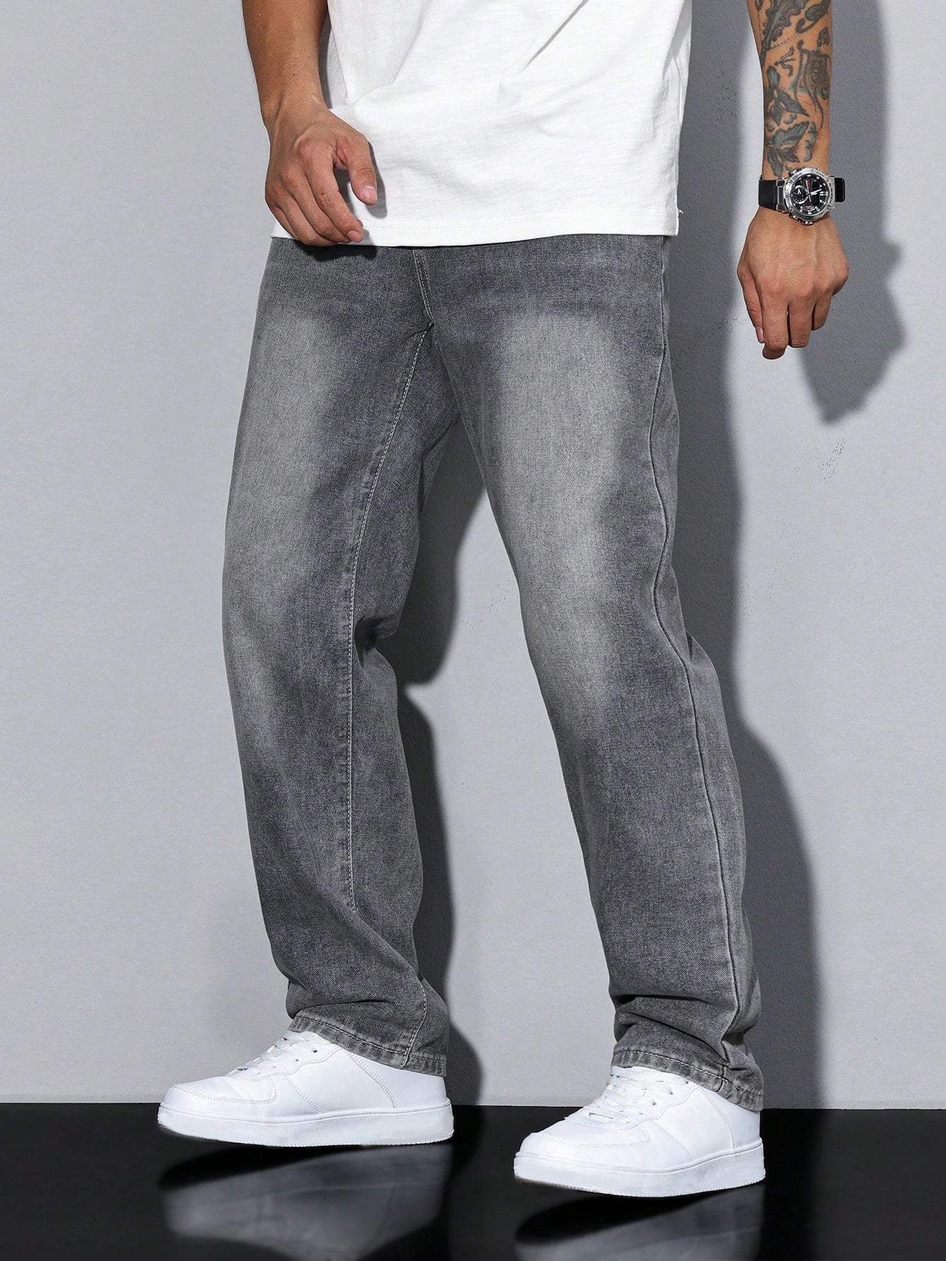 Men's Casual Straight Fit Jeans Relaxed Streetwear Style