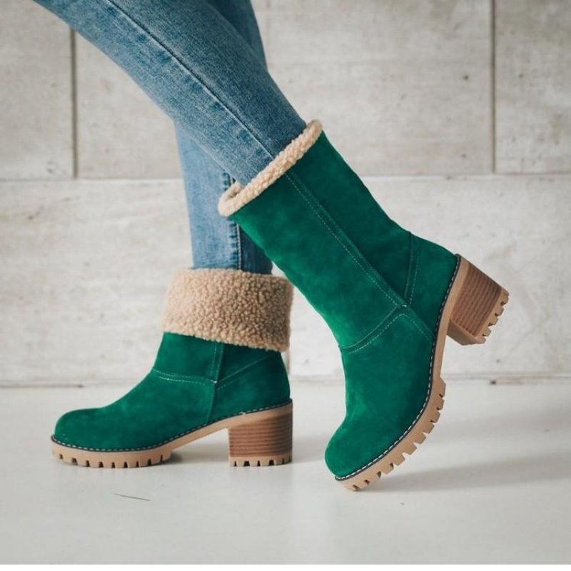 Women's Winter Block Heel Ankle Boots with Fold-Over Cuff – Fashionable and Comfortable Cold Weather Footwear