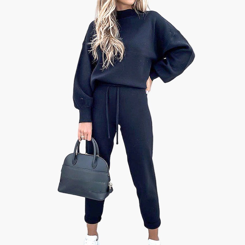 Women's Lounge Two-Piece Set – Casual Pullover and Jogger Pants, Relaxed Fit, Everyday Wear