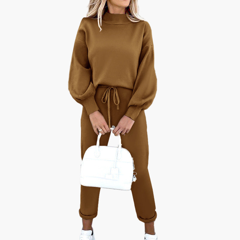 Women's Lounge Two-Piece Set – Casual Pullover and Jogger Pants, Relaxed Fit, Everyday Wear