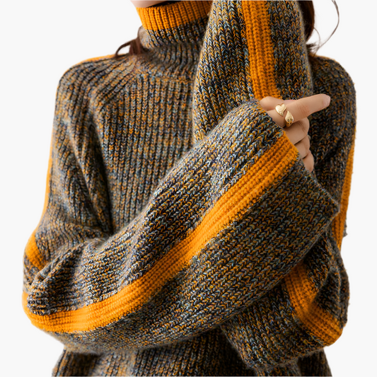 Women's Trendy Turtleneck Knit Sweater with Statement Stripes – Relaxed Fit, Fashionable Winter Pullover