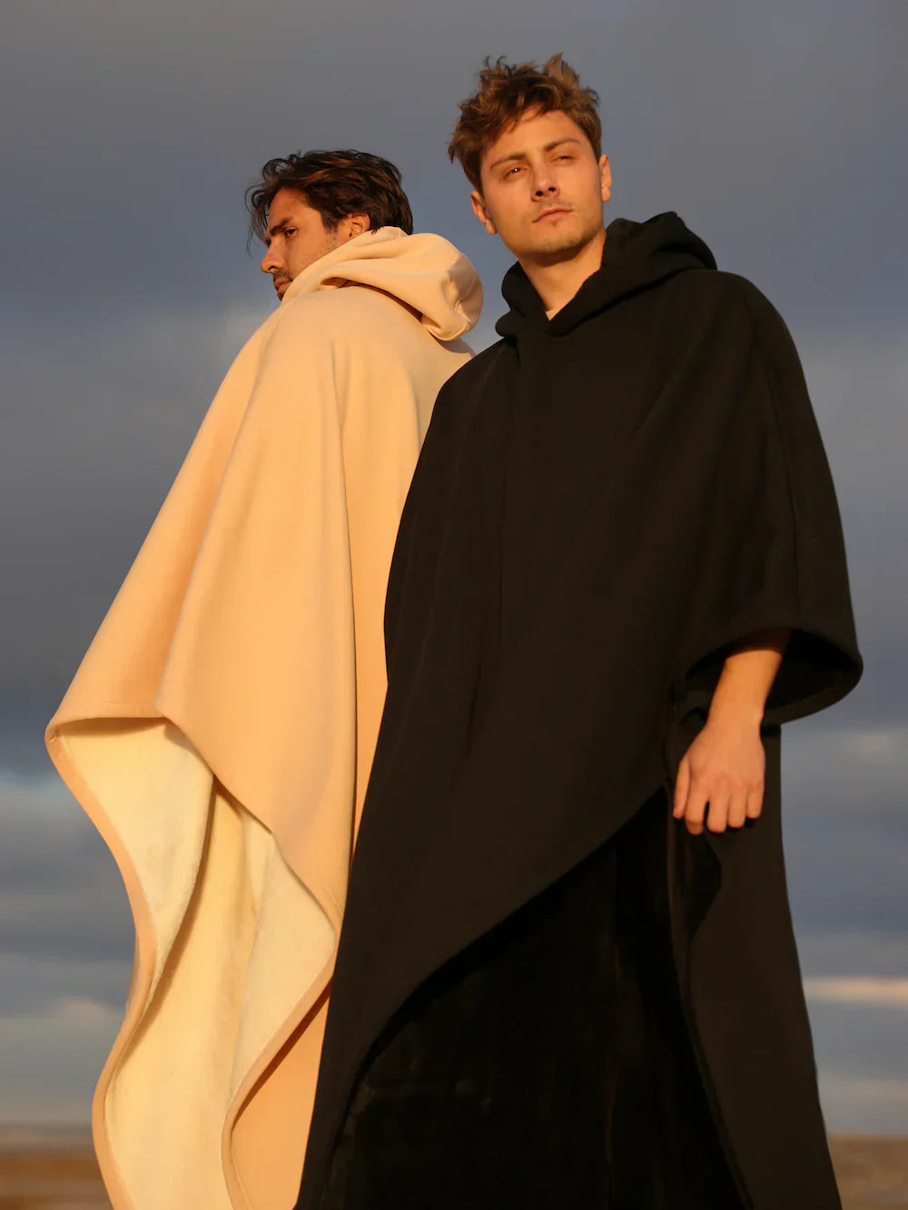 Women's Oversized Hooded Lounge Blanket – Cozy Relaxation Hoodie