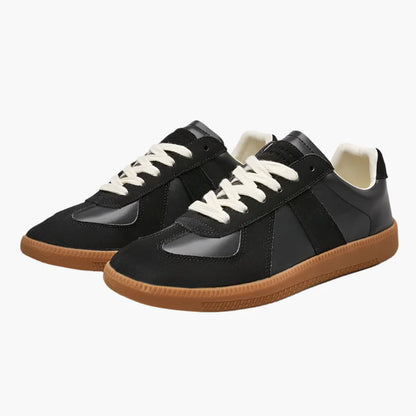 Men's Retro Casual Sneaker for Everyday and Urban Style