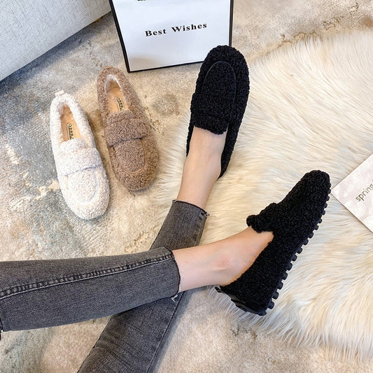 Women's Cozy Slip-On Indoor Slippers - Plush Comfort, Modern Style, Non-Slip Home Shoes