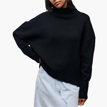 Women's Elegant Oversized Turtleneck Sweater with Voluminous Sleeves – Modern Style for Versatile Wear