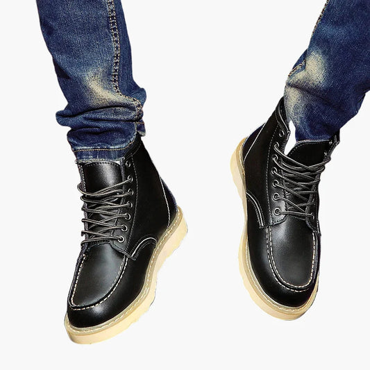 Men's Retro Lace-Up Winter Boots for Everyday and Outdoor Use