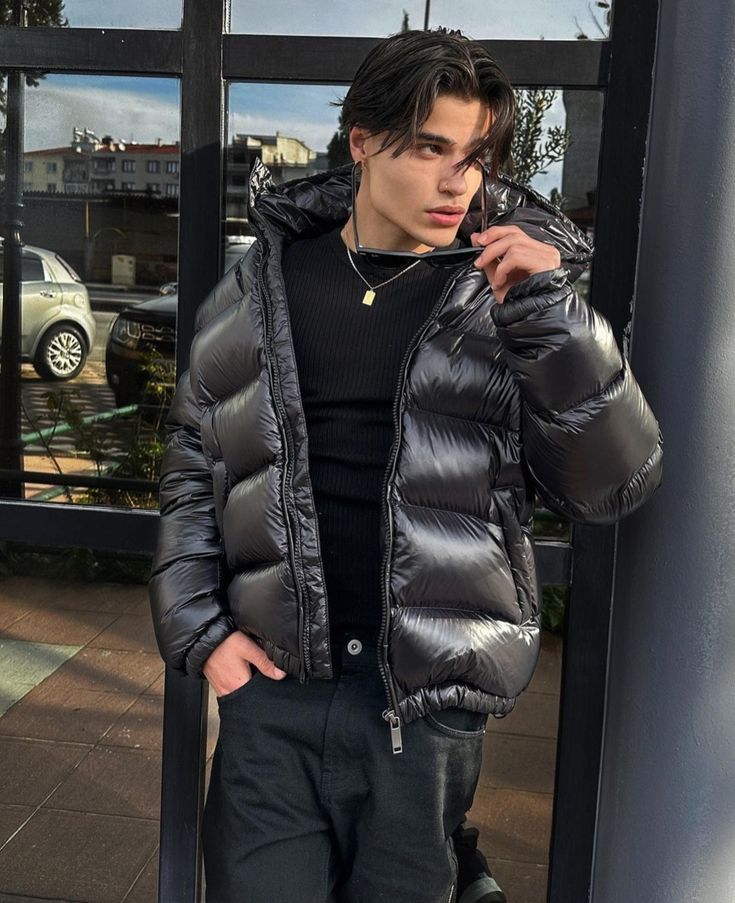 Men's Urban Puffer Jacket – Streetwear Style Winter Puffer with Hood