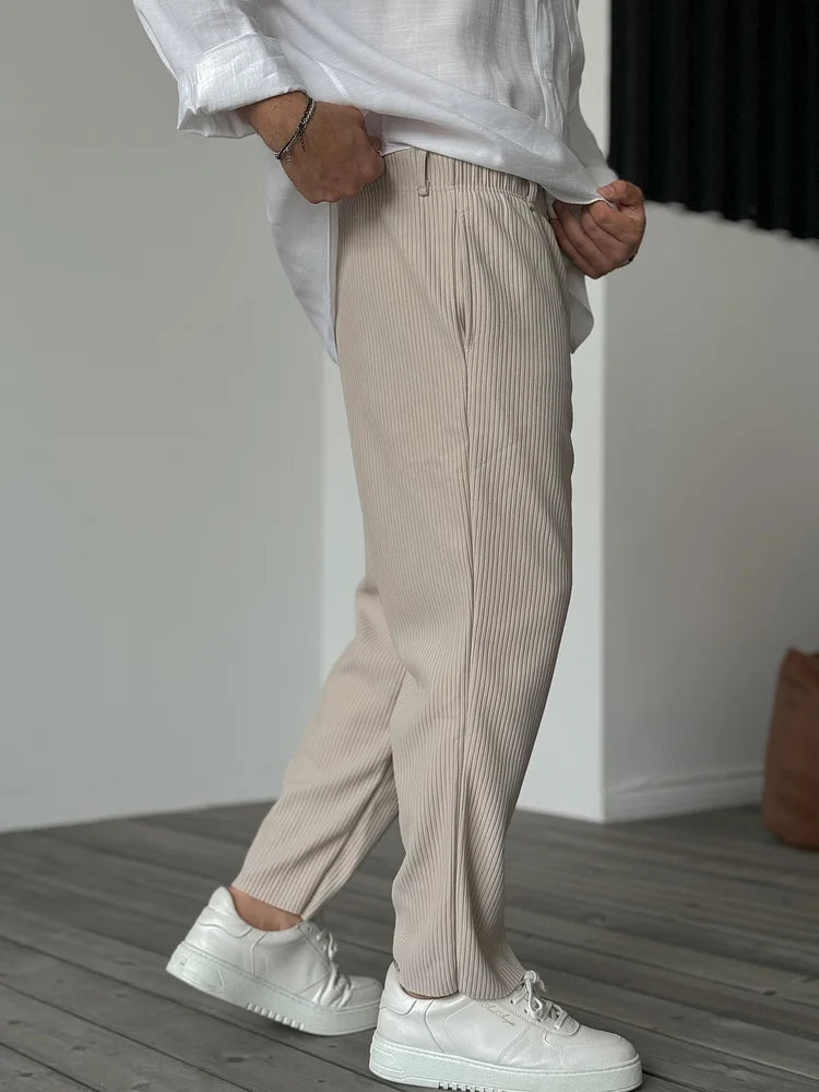 Men's Modern Pleated Relaxed Fit Trousers – Versatile Everyday Comfort Pants