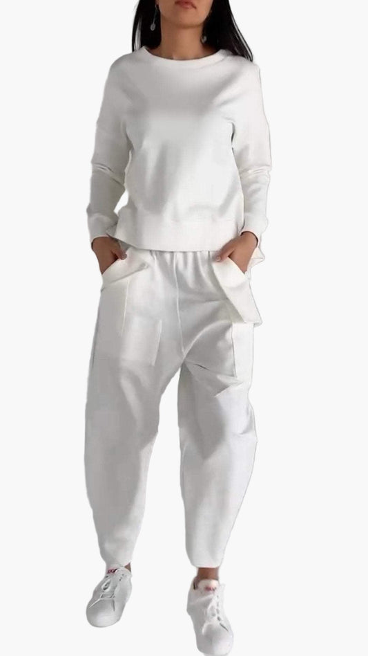 Women's Relaxed Fit Lounge Set Two-Piece Casual Sweatshirt and Jogger Pants Outfit