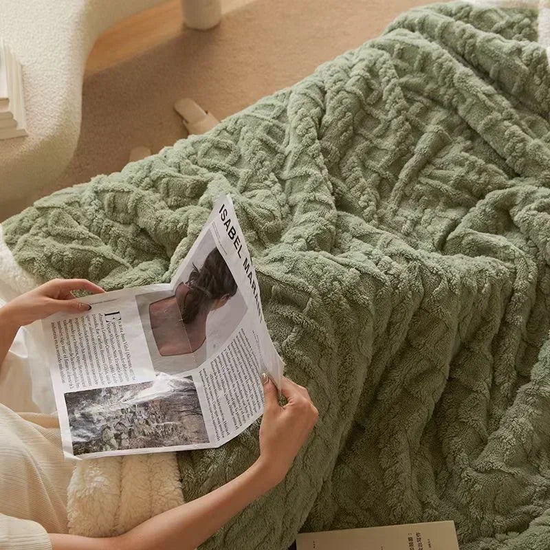 Unisex Luxury Winter Cozy Blanket for Bedroom and Sofa – Extra Thick Plush Comforter
