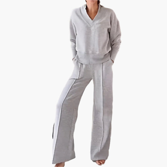 Women's Relaxed Fit Lounge Set V-Neck Top & Wide Leg Pants – Casual Comfort Outfit for Home & Travel
