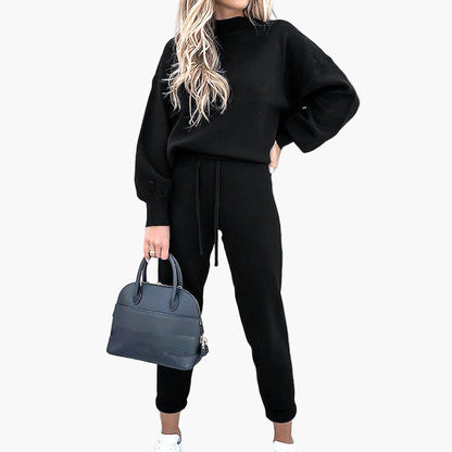 Women's Lounge Two-Piece Set – Casual Pullover and Jogger Pants, Relaxed Fit, Everyday Wear